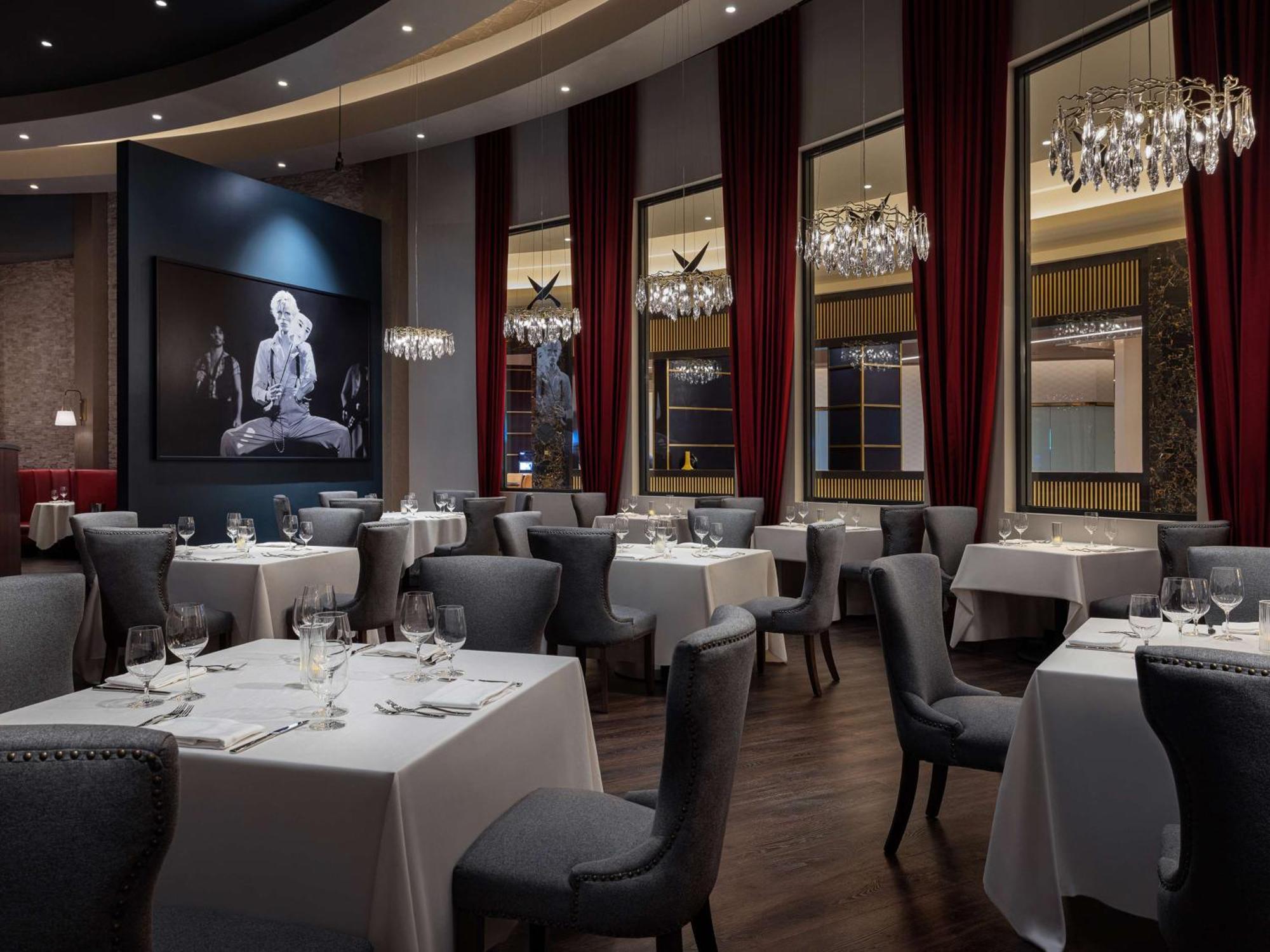 Conrad Las Vegas At Resorts World Exterior foto The interior of the restaurant